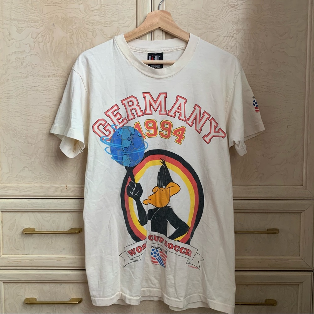 Vintage 1994 Daffy Duck Germany World Cup Tee